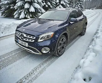 Motore Benzina da 2,0L di Mercedes-Benz GLA-Class 2017 per il noleggio a Batumi.