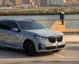 Noleggio auto BMW X3 2026 negli Emirati Arabi Uniti, con carburante Benzina e 245 cavalli di potenza ➤ A partire da 550 AED al giorno.