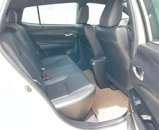 Motore Benzina da 1,2L di Toyota Yaris 2022 per il noleggio a Phuket.