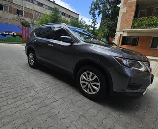 Noleggio auto Nissan Rogue 2018 in Georgia, con carburante Benzina e 160 cavalli di potenza ➤ A partire da 125 GEL al giorno.