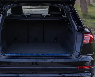 Motore Diesel da 3,0L di Audi SQ8 2025 per il noleggio in Becici.