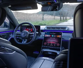 Motore Ibrido da 4,0L di Mercedes-Benz S500 2024 per il noleggio in Becici.
