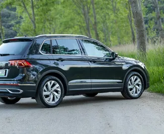 Motore Diesel da 2,0L di Volkswagen Tiguan 2023 per il noleggio in Becici.