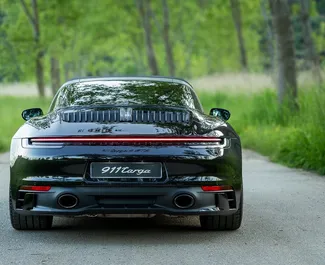 Noleggio Porsche 911 Carrera Cabrio. Auto Premium, Lusso, Cabrio per il noleggio in Montenegro ✓ Cauzione di Deposito di 5000 EUR ✓ Opzioni assicurative RCT.