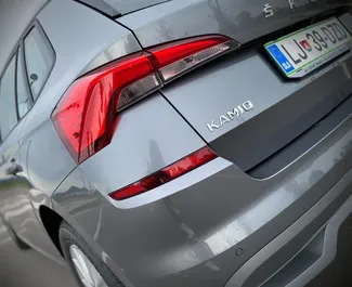 Motore Benzina da 1,0L di Skoda Kamiq 2023 per il noleggio a Lubiana.