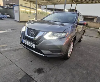Motore Benzina da 2,5L di Nissan Rogue 2018 per il noleggio a Tbilisi.