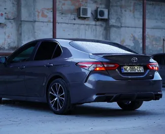Noleggio auto Toyota Camry 2019 in Georgia, con carburante Benzina e 178 cavalli di potenza ➤ A partire da 200 GEL al giorno.