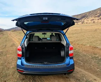 Subaru Forester 2015 disponibile per il noleggio a Tbilisi, con limite di chilometraggio di illimitato.
