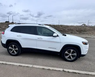 Noleggio auto Jeep Cherokee #15667 Automatico a Tbilisi, dotata di motore 60,0L ➤ Da Vakhtang in Georgia.