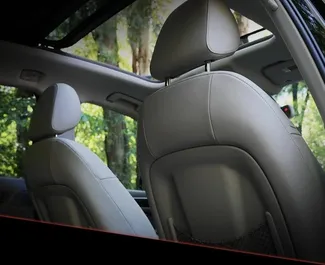 Audi Q5 2012 disponibile per il noleggio a Tirana, con limite di chilometraggio di illimitato.