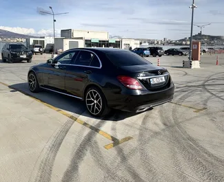 Mercedes-Benz C-Class 2017 con sistema A trazione anteriore, disponibile a Tbilisi.