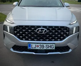 Noleggio auto Hyundai Santa Fe 2023 in Slovenia, con carburante Diesel e 195 cavalli di potenza ➤ A partire da 200 EUR al giorno.
