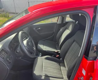 Volkswagen Polo 2017 disponibile per il noleggio a Creta, con limite di chilometraggio di illimitato.