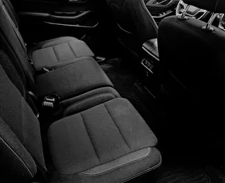 Noleggio auto Chevrolet Traverse 2021 in Georgia, con carburante Benzina e 320 cavalli di potenza ➤ A partire da 130 GEL al giorno.