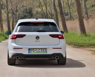 Volkswagen Golf 8 2023 con sistema A trazione anteriore, disponibile in Becici.