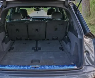 Noleggio auto Audi Q7 2021 in Montenegro, con carburante Diesel e 240 cavalli di potenza ➤ A partire da 160 EUR al giorno.