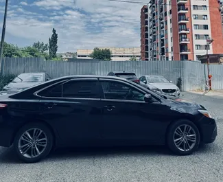 Motore Benzina da 2,5L di Toyota Camry 2015 per il noleggio a Tbilisi.