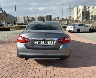Noleggio auto Nissan Altima 2018 in Armenia, con carburante Benzina e 181 cavalli di potenza ➤ A partire da 50 USD al giorno.