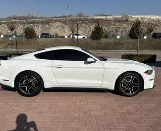 Noleggio auto Ford Mustang Coupe 2017 in Armenia, con carburante Benzina e 300 cavalli di potenza ➤ A partire da 100 USD al giorno.