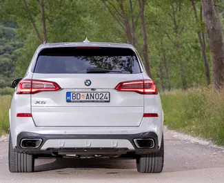Motore Diesel da 3,0L di BMW X5 2022 per il noleggio in Becici.