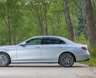Noleggio auto Mercedes-Benz E250 2024 in Montenegro, con carburante Diesel e 240 cavalli di potenza ➤ A partire da 133 EUR al giorno.