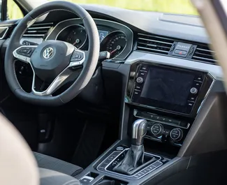 Motore Diesel da 1,6L di Volkswagen Passat 2021 per il noleggio in Becici.