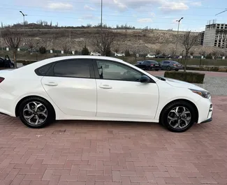 Noleggio auto Kia Forte 2019 in Armenia, con carburante Benzina e 147 cavalli di potenza ➤ A partire da 40 USD al giorno.