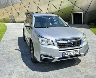 Vista frontale di un noleggio Subaru Forester a Tbilisi, Georgia ✓ Auto #15695. ✓ Cambio Automatico TM ✓ 0 recensioni.