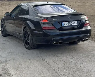 Noleggio auto Mercedes-Benz S-Class 2009 in Georgia, con carburante Benzina e 388 cavalli di potenza ➤ A partire da 220 GEL al giorno.