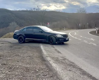 Noleggio Mercedes-Benz S-Class. Auto Premium, Lusso per il noleggio in Georgia ✓ Cauzione di Senza deposito ✓ Opzioni assicurative RCT.