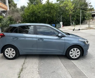 Noleggio Hyundai i20. Auto Economica, Comfort per il noleggio in Grecia ✓ Cauzione di Deposito di 200 EUR ✓ Opzioni assicurative RCT, CDW.