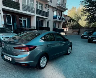 Noleggio Hyundai Elantra. Auto Comfort, Premium per il noleggio in Georgia ✓ Cauzione di Deposito di 150 GEL ✓ Opzioni assicurative RCT, SCDW, Passeggeri, Furto, Senza deposito.