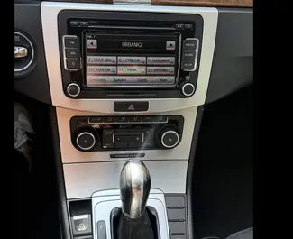 Volkswagen Passat 2011 con sistema A trazione anteriore, disponibile a Tbilisi.