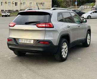 Motore Benzina da 2,4L di Jeep Cherokee 2017 per il noleggio a Kutaisi.