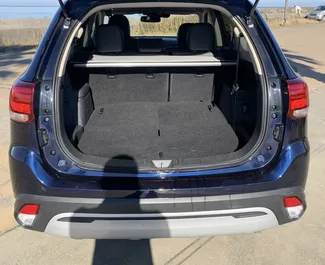 Motore Benzina da 2,5L di Mitsubishi Outlander 2021 per il noleggio a Batumi.