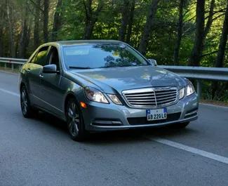Noleggio auto Mercedes-Benz E-Class 2013 in Albania, con carburante Diesel e 200 cavalli di potenza ➤ A partire da 42 EUR al giorno.