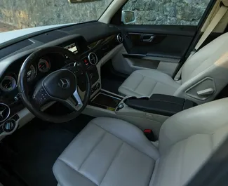 Motore Diesel da 2,2L di Mercedes-Benz GLK 2015 per il noleggio a Tirana.