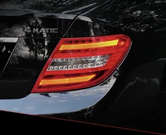 Noleggio Mercedes-Benz C-Class. Auto Comfort, Premium per il noleggio in Albania ✓ Cauzione di Senza deposito ✓ Opzioni assicurative RCT, FDW, All'estero.