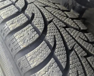 Interni di Subaru Forester in affitto in Georgia. Un'ottima auto da 5 posti con cambio Automatico.