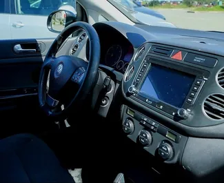 Noleggio auto Volkswagen Golf Plus 2007 in Albania, con carburante Diesel e 104 cavalli di potenza ➤ A partire da 23 EUR al giorno.