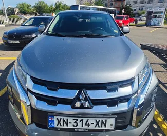 Mitsubishi Outlander Sport 2020 disponibile per il noleggio all'aeroporto di Kutaisi, con limite di chilometraggio di illimitato.