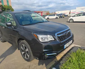 Motore Benzina da 2,5L di Subaru Forester 2017 per il noleggio all'aeroporto di Kutaisi.