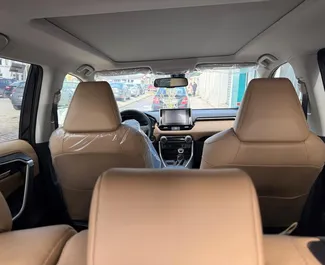 Noleggio Toyota Rav4. Auto Comfort, SUV, Crossover per il noleggio in Tunisia ✓ Cauzione di Deposito di 1500 EUR ✓ Opzioni assicurative RCT.