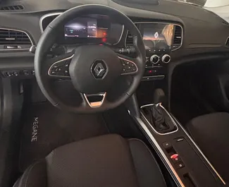 Motore Benzina da 1,3L di Renault Megane Sedan 2026 per il noleggio a Fethiye.