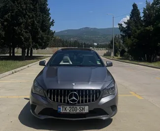 Vista frontale di un noleggio Mercedes-Benz CLA250 a Tbilisi, Georgia ✓ Auto #15820. ✓ Cambio Automatico TM ✓ 0 recensioni.