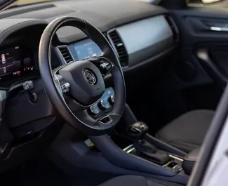 Motore Diesel da 2,0L di Skoda Kodiaq 2024 per il noleggio in Becici.