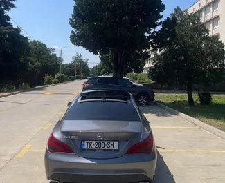 Motore Benzina da 2,0L di Mercedes-Benz CLA250 2015 per il noleggio a Tbilisi.