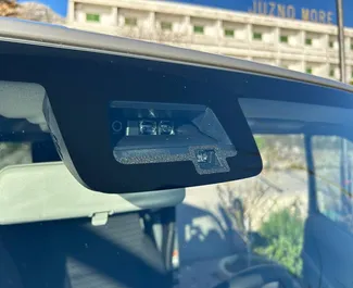 Motore Benzina da 1,5L di Suzuki Jimny 2023 per il noleggio all'aeroporto di Podgorica.