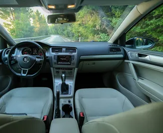 Noleggio auto Volkswagen Golf 7 2015 in Albania, con carburante Diesel e 148 cavalli di potenza ➤ A partire da 38 EUR al giorno.
