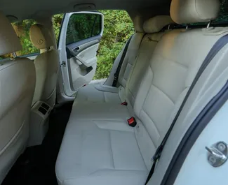 Motore Diesel da 2,0L di Volkswagen Golf 7 2015 per il noleggio a Tirana.